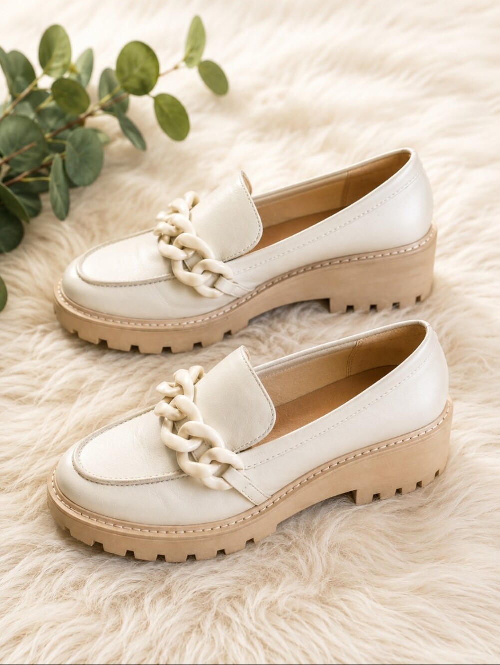 Dolce Vita Haris Ivory Leather Wedge Platform Chain Loafers 9.5